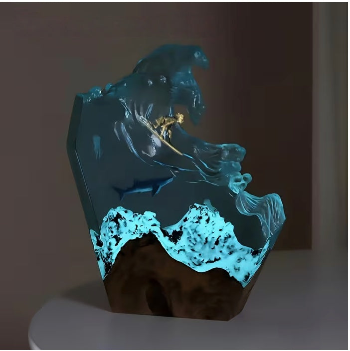 Lampe en résine de baleine de surf océanique